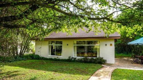 Baruti West House | Mountain Ash House