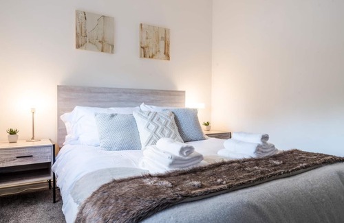 Bedford Other | Mountain Ash Lodge | 2BR House w. Garden | Green Tourism by SILVA