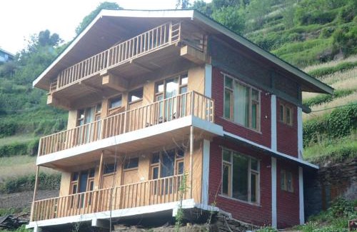 Shoja House | Mountain Bliss Cottages by StayApart