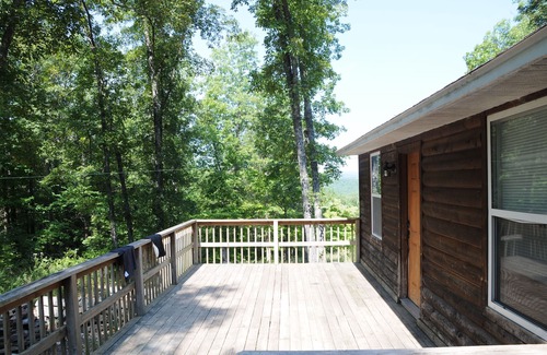 Harrison Cabin | Mountain Cabin on 50 acres, Self Isolate you and your family