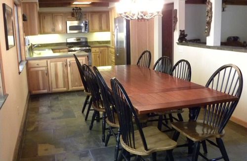 Mount Shasta Ski Chalet | Mountain Chalet On 6 Acres On Mt. Shasta