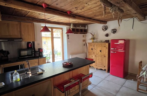 Valloire Ski Chalet | Mountain chalet with garden and terrace Valloire Galibier center