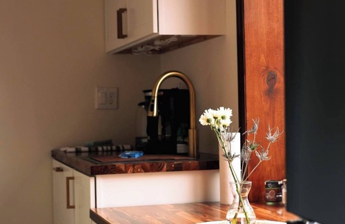 Gleneagle Apartment | Mountain Getaway - Air Force Academy