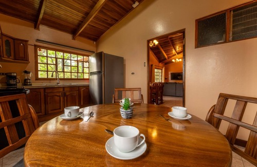 Pacayas House | Mountain retreat with virgin forest views, ideal for rest or remote work