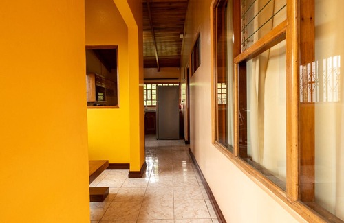 Pacayas House | Mountain retreat with virgin forest views, ideal for rest or remote work