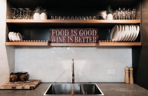 Crackenback Ski Chalet | Mountain Sanctuary + Fireplaces + Pets Welcome