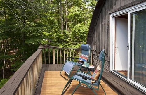Woodstock Cottage | Mountain Stream Retreat: rustic elegance, decks overlooking stream, wood stove!