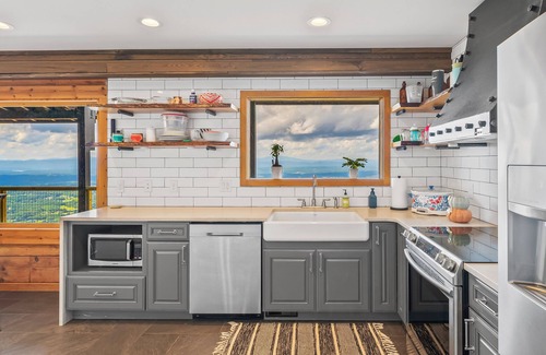 Morganton Cabin | Mountain Top Haven Retreat