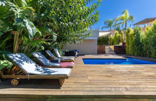 Busot Villa | Mountain Trails by Fidalsa