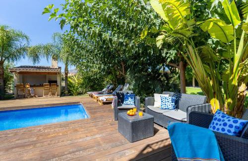Busot Villa | Mountain Trails by Fidalsa