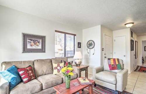 Northeast Heights House | Mountain-View Albuquerque Townhome with Patio!