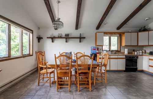 Windham Apartment | Mountain view apartment, 5mins to Ski Area!