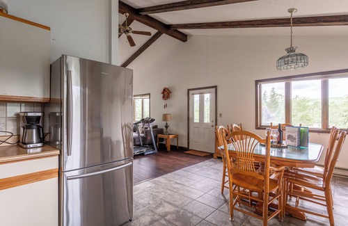 Windham Apartment | Mountain view apartment, 5mins to Ski Area!