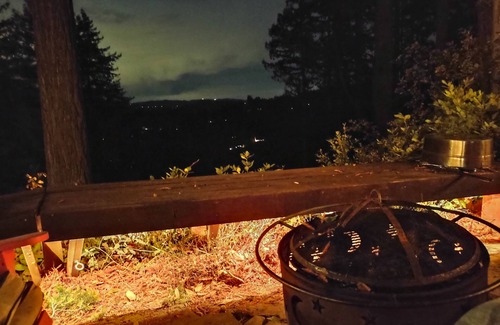 Ben Lomond House | Mountain View Casita in Magical Redwoods