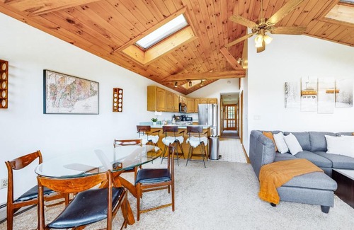 Mount Holly House | Mountain View Hideaway - Unit B