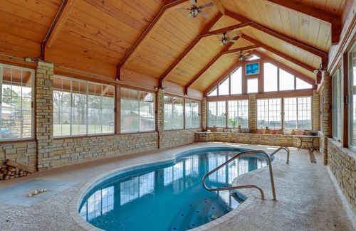 Fairfield Bay House | Mountain Views and Shared Pool Ozarks Family Home
