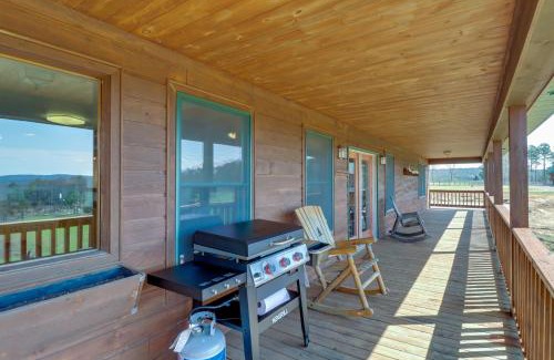 Fairfield Bay House | Mountain Views and Shared Pool Ozarks Family Home