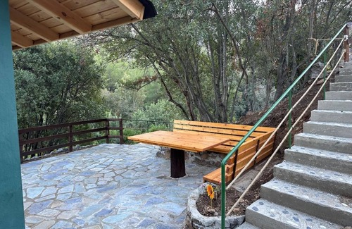 Arakapas House | Mountain Wooden House by the River with Playground