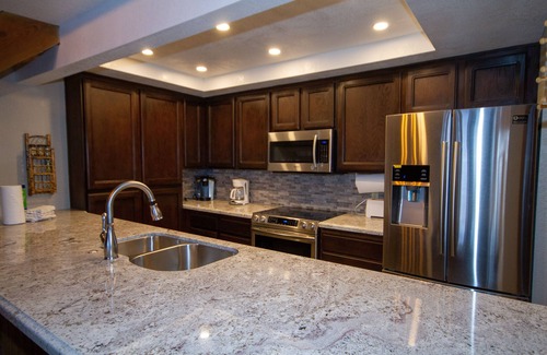 Mammoth Lakes Condo | Mountainback #120, 2 Bedrooms, Loft