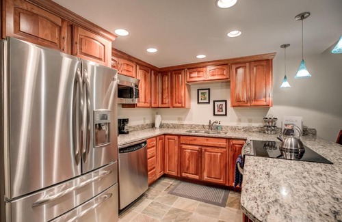 Frisco House | Mountainside Pineview Condo Cozy Frisco Retreat