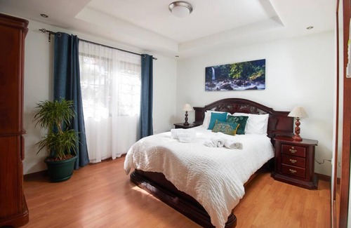 Garabito Villa | Mountaintop Luxury Estate - Can Sleep up to 24!