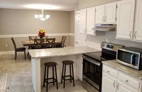 Morristown House | Movie Room. Fenced Yard. 50 Min to Dollywood.