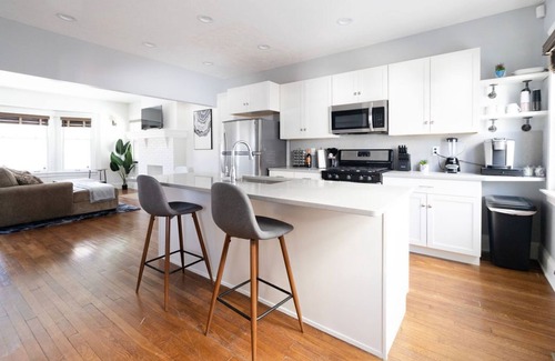 Hough House | Movie Theater Gem Near Cleveland Clinic & CWRU!