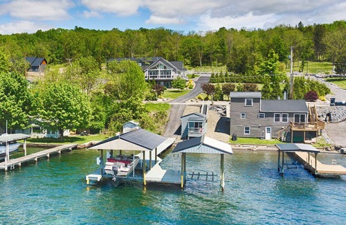 Lodi House | Moxie on the Lake: Relaxing Pet Friendly Seneca Lake Getaway!