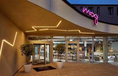 Heide Hotel | Moxy Karlsruhe