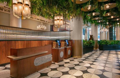 Bowery Hotel | Moxy NYC Lower East Side