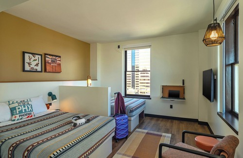 Downtown Phoenix Hotel | Moxy Phoenix Downtown