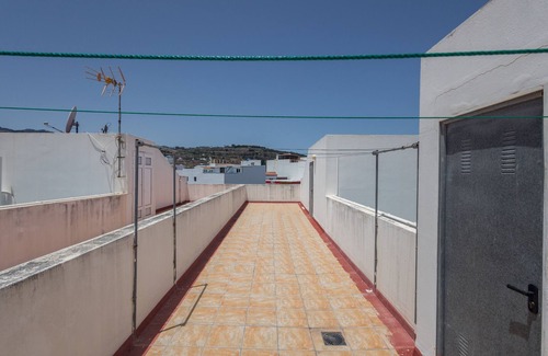 Moya Apartment | Moya Cool Flat - Parking & Mountain Views
