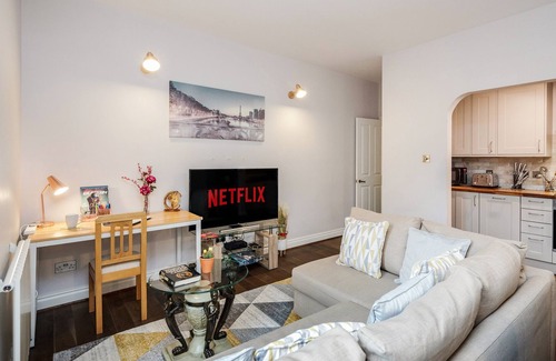 Watford Apartment | MPL Apartments - Watford The Junction Short-term Corporate Let 2bed/FREE PARKING