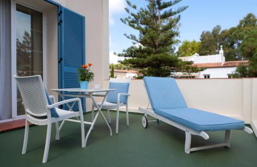 Denia Hotel | MR Hotelet de la Raconà & Apartments