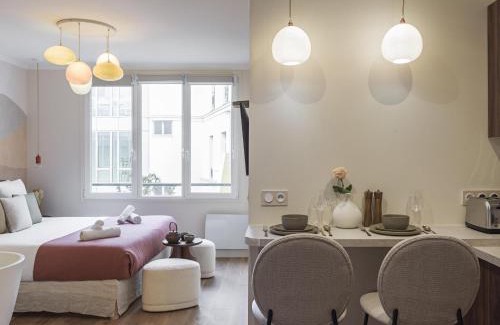 Faubourg-du-Roule Apartment | Ms Champs Elysées Avenue