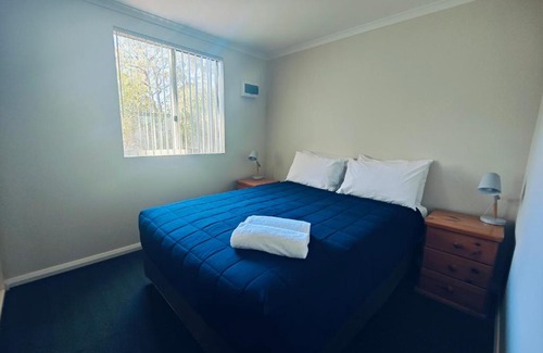 Mount Barker Hotel | Mt Barker Holiday Park - Western Australia