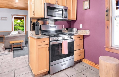 Mount Holly House | Mt. Holly Haven Hot Tub + Games Near Okemo