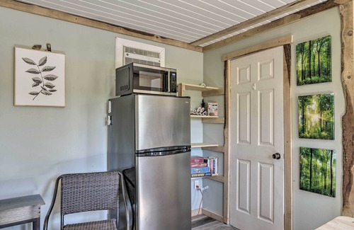 Mt Lookout Apartment | Mt Lookout Tiny House w/Backyard & Fire Pit!