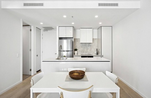City West Apartment | Mt view 1BR apt in Capitol@CBD w/free parking/WiFi