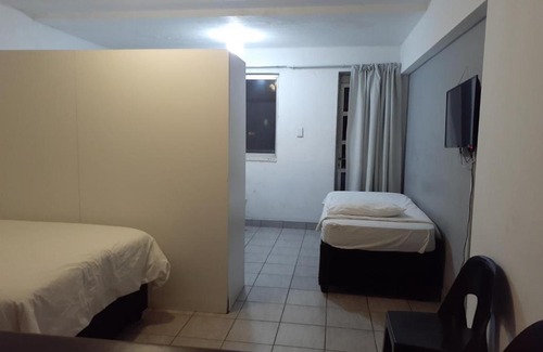 South Beach Hostel | Mthonjeni Self Catering Gillespie Street