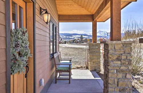 Grand Park House | Mtn-View Fraser Home with Hot Tub - Near Skiing!