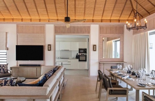 Plaine Magnien Apartment | Spacious 2BR Villa with Private Pool! Direct Beach Access, Free Parking!