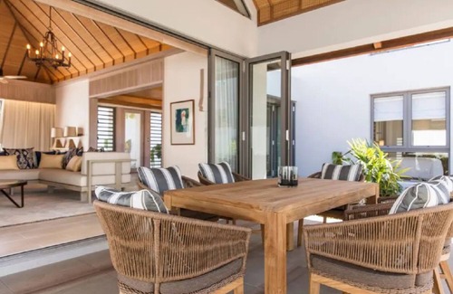 Plaine Magnien Apartment | Spacious 2BR Villa with Private Pool! Direct Beach Access, Free Parking!