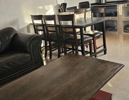 Livingstone House | Mukamba Holiday Accommodation