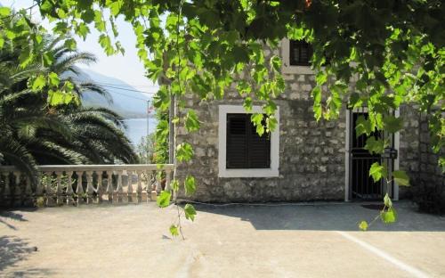 Orahovac House | Muki's House- just 50m from the beach