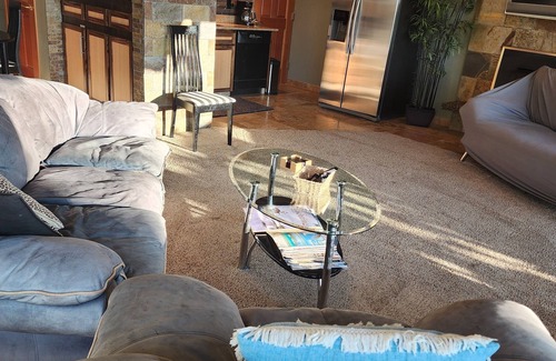 Mukilteo House | Mukilteo Bluff Apartment with 155 degree Sound and Mountain view.