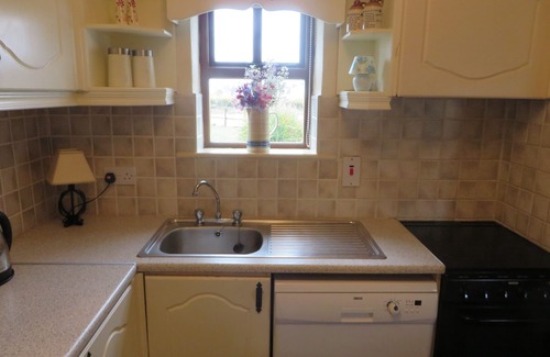 Annagry Cottage | Mullaghduff Thatched Cottage on the Wild Atlantic Way, near Kincasslagh, Donegal