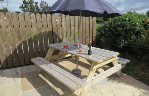 Annagry Cottage | Mullaghduff Thatched Cottage on the Wild Atlantic Way, near Kincasslagh, Donegal