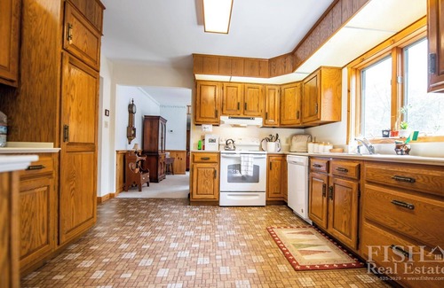 Laporte House | "Mulrooney's" is a ranch style home offering everything on the main level in Lake Mokoma
