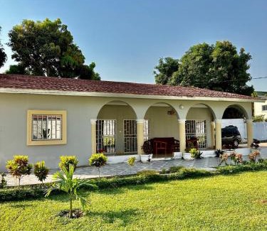 Brufut Apartment | Munas Apartments